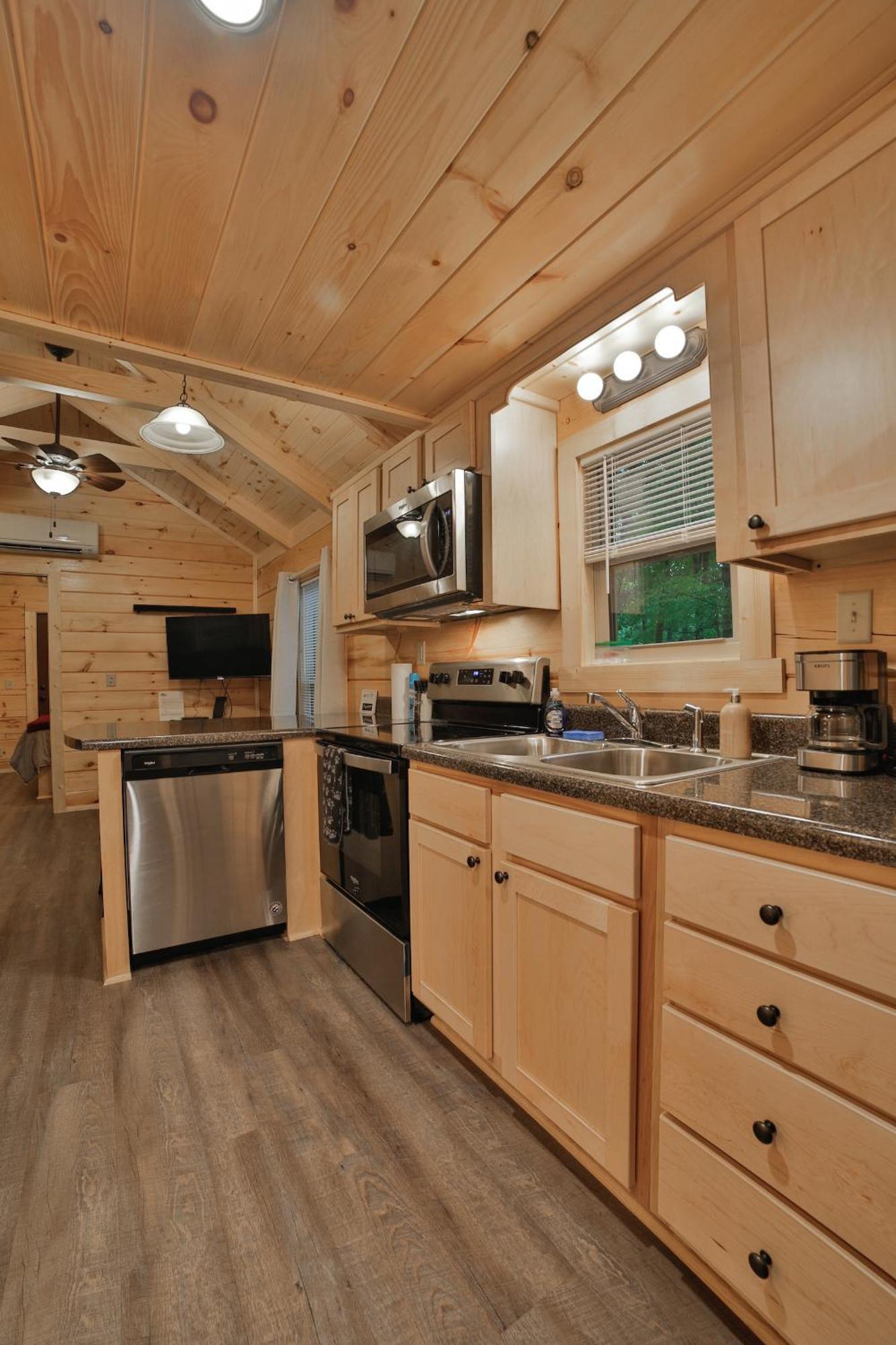 Martha Cabin Tiny Cabin By Downtown تشاتانوغا المظهر الخارجي الصورة